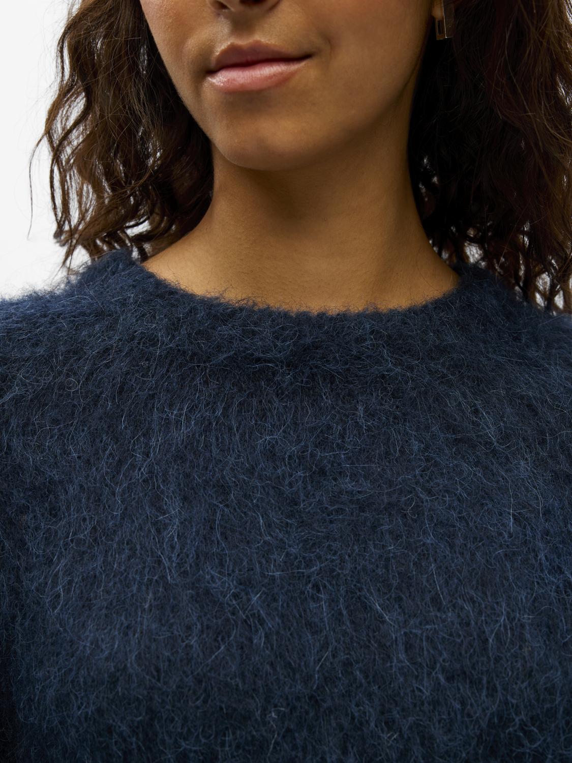 model_shot-detail